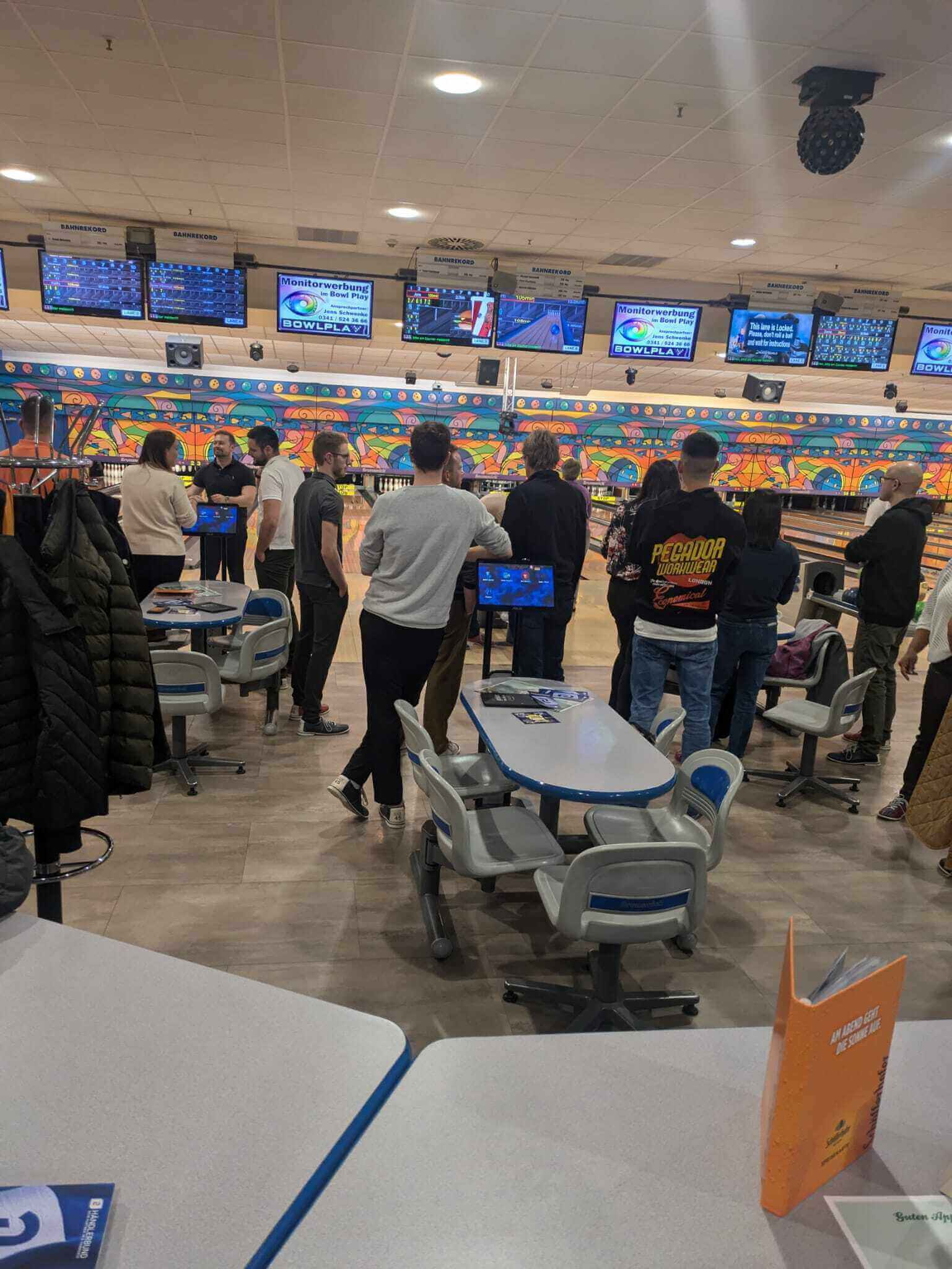 hsd-preevent-bowling-team